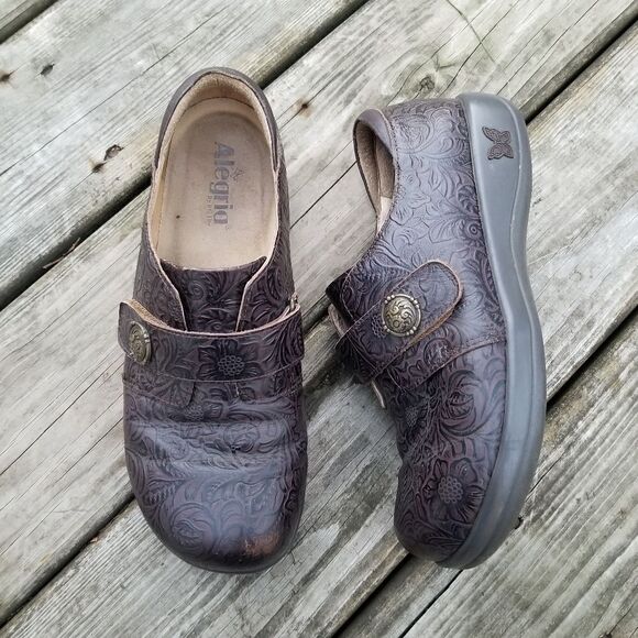Alegria Joleen Molasses Brown Floral Tooled Professional Shoe Clogs 41 - Picture 1 of 8